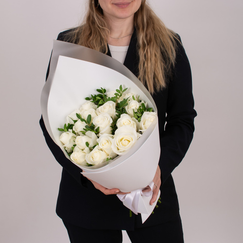 Монобукет из 17 роз 01