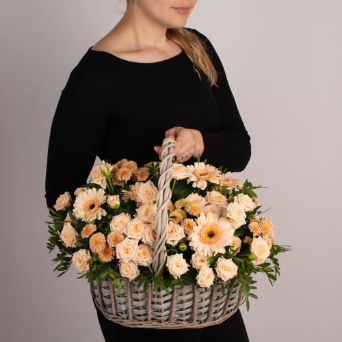 Композиция из цветов 51