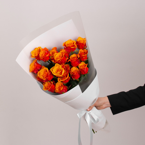 Монобукет из 19 роз 17