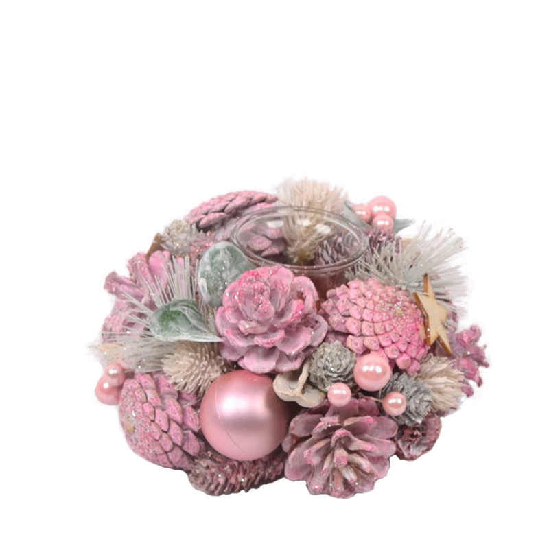 Свечи и подсвечники